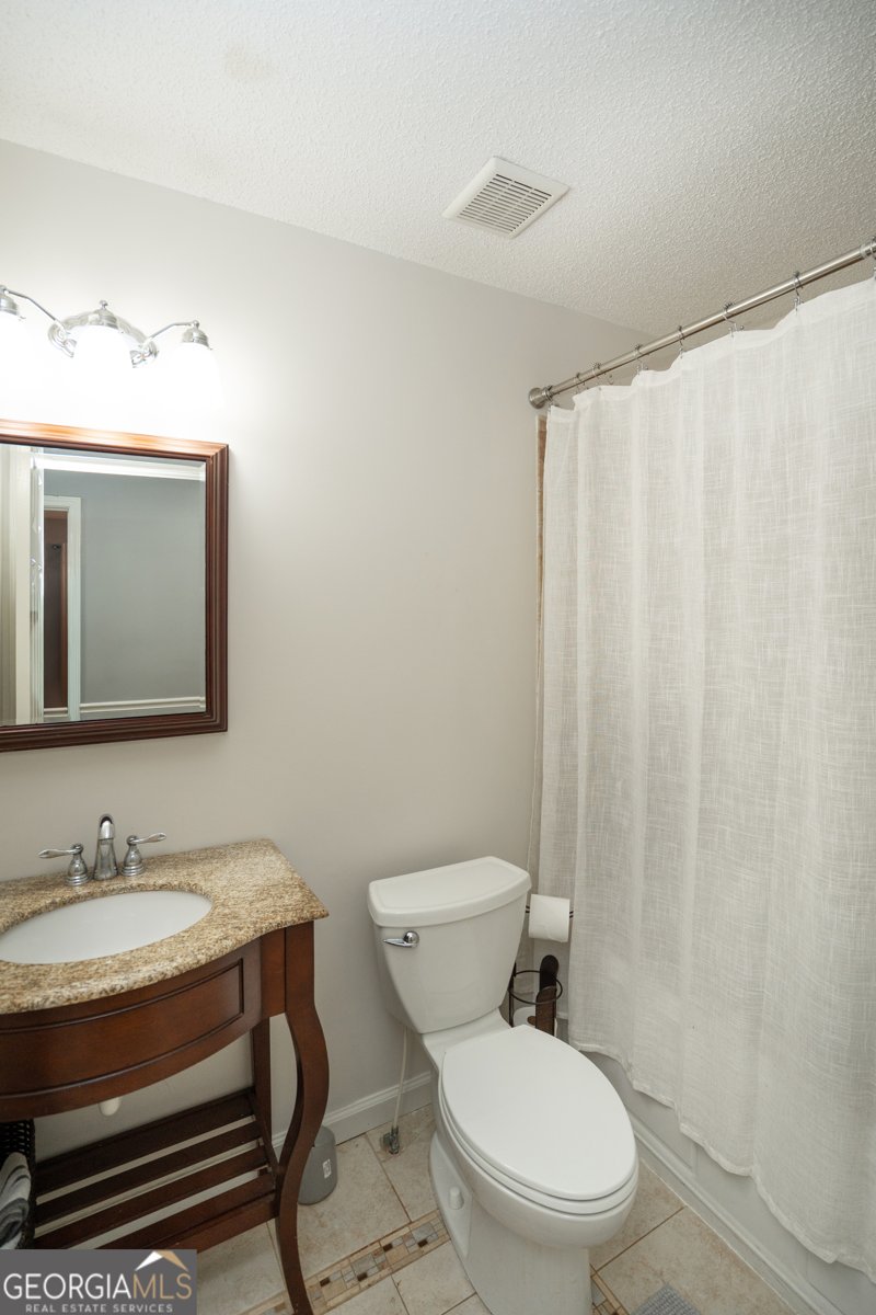 295 Hillview Road Hampton - 23