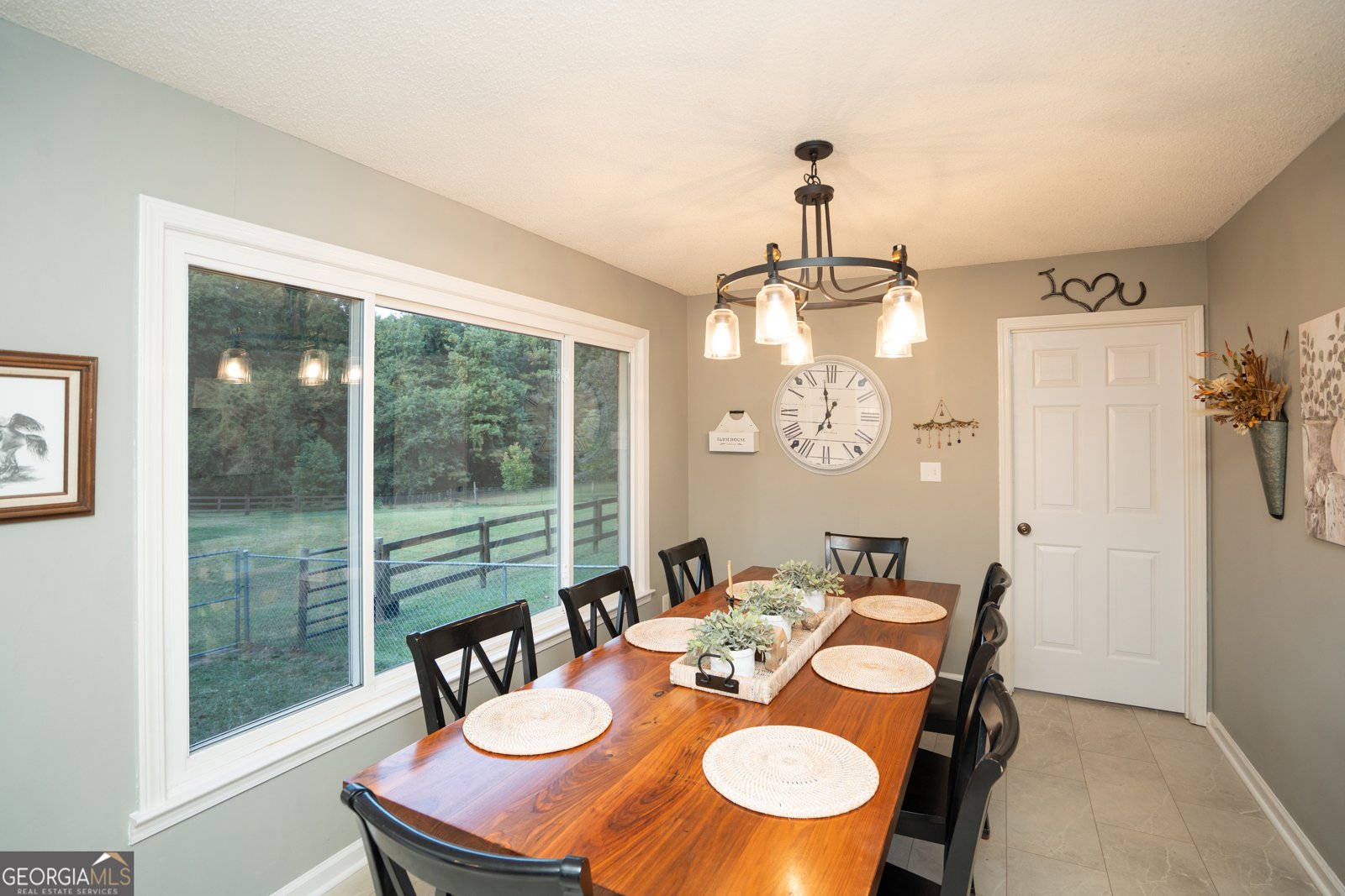 295 Hillview Road Hampton - 48