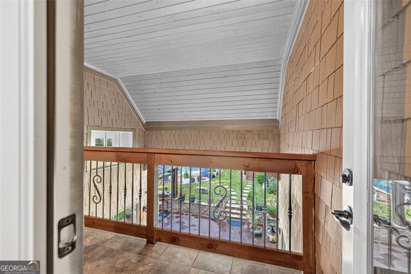 5829 SWINGING GATE Gainesville - 40