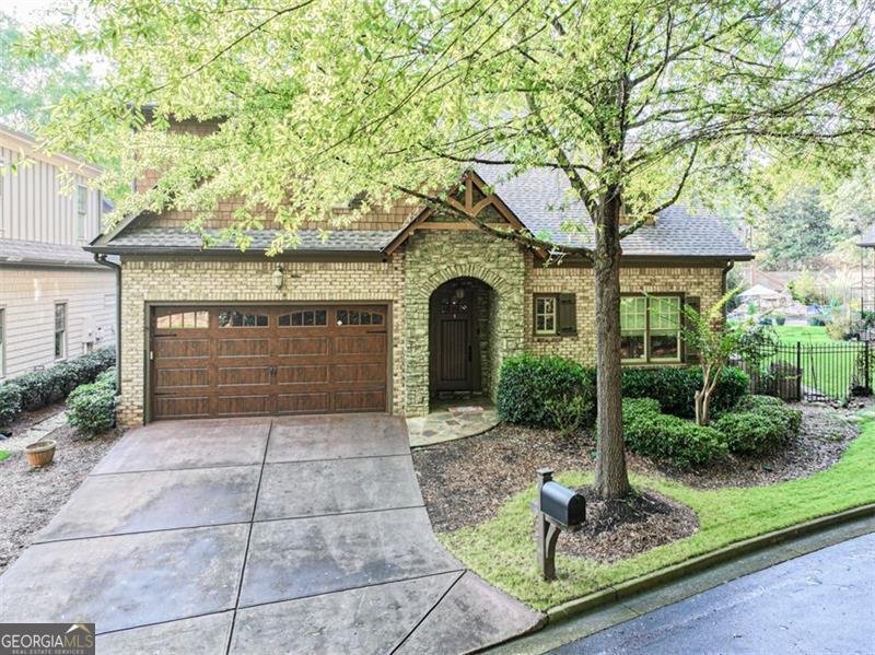 5829 SWINGING GATE Gainesville - 6