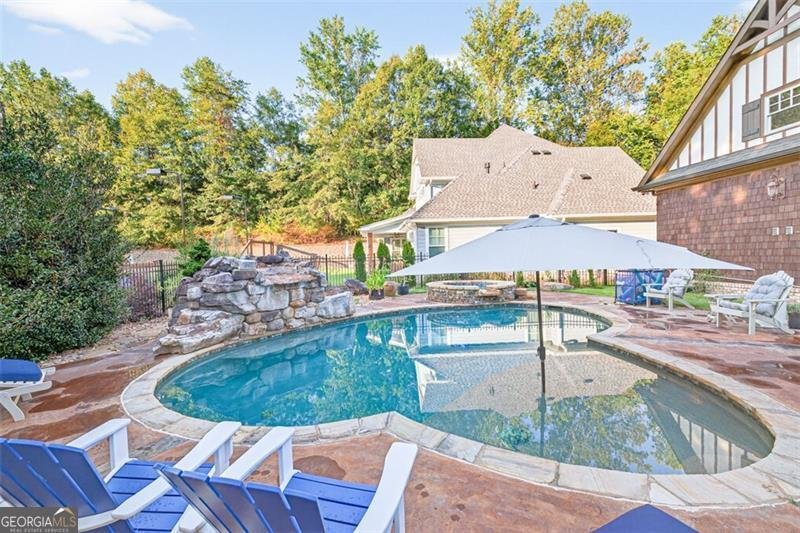 5829 SWINGING GATE Gainesville - 78
