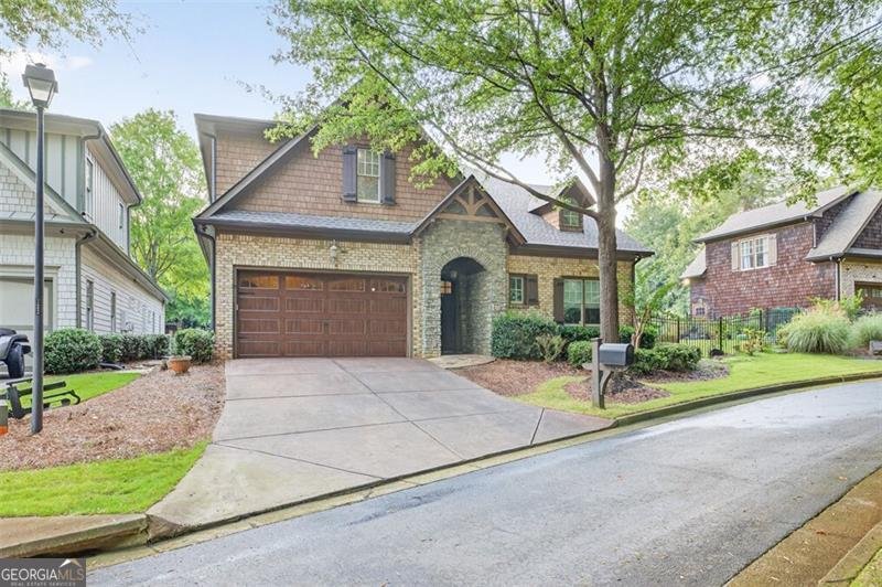 5829 SWINGING GATE Gainesville - 95