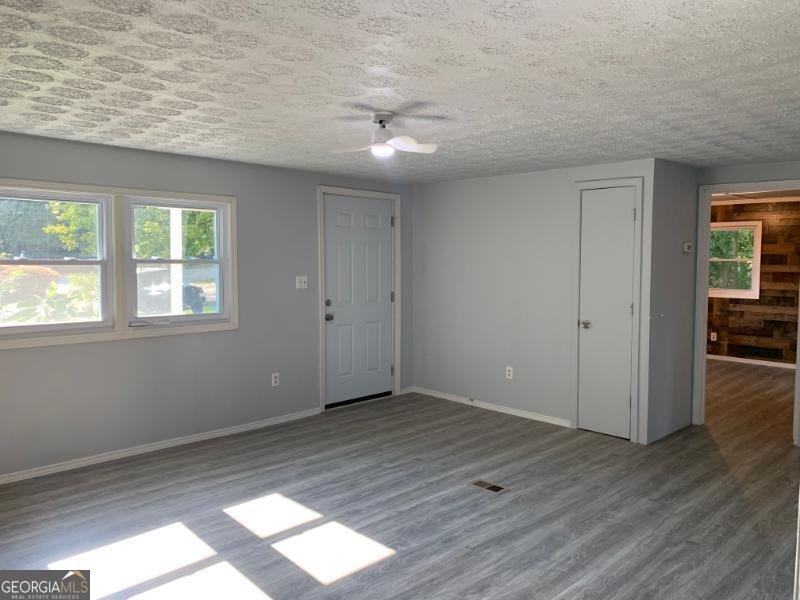 342 Phillips Circle Royston - 4