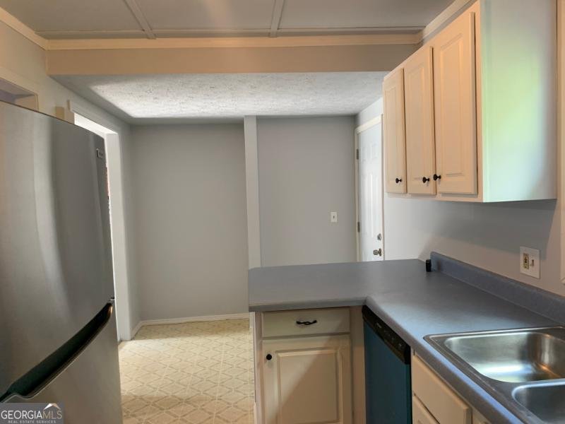 342 Phillips Circle Royston - 7