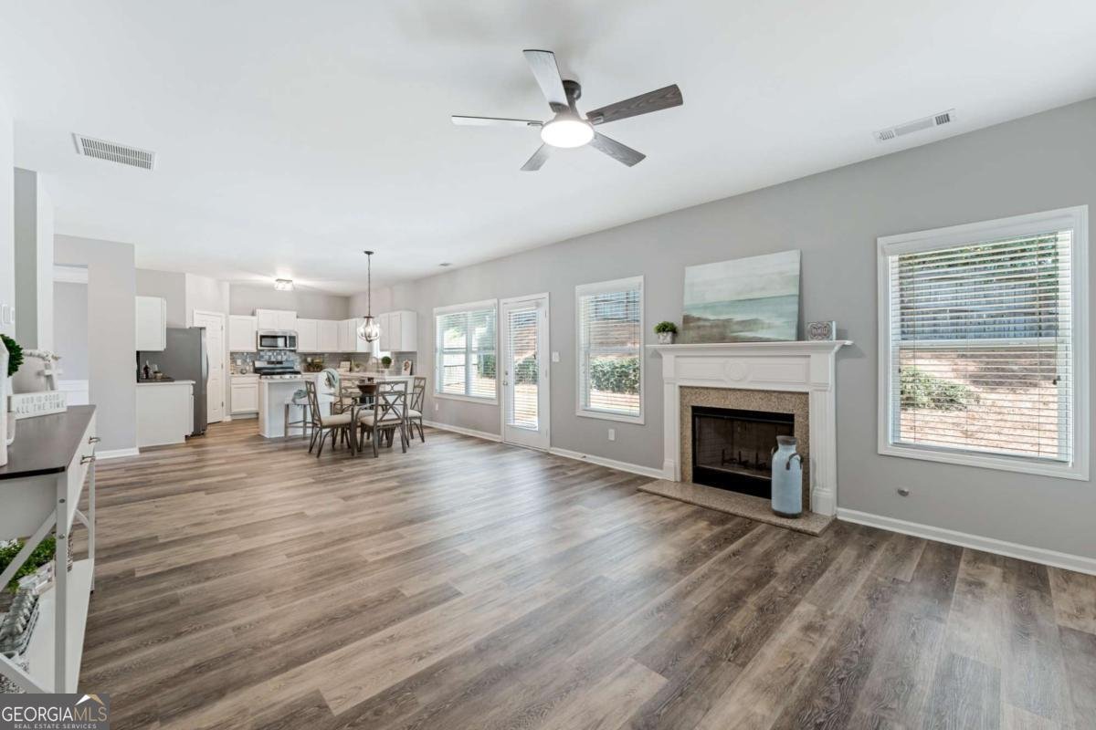 1438 Autumn Wood Trail Sugar Hill - 15