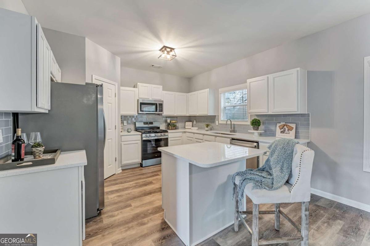 1438 Autumn Wood Trail Sugar Hill - 4