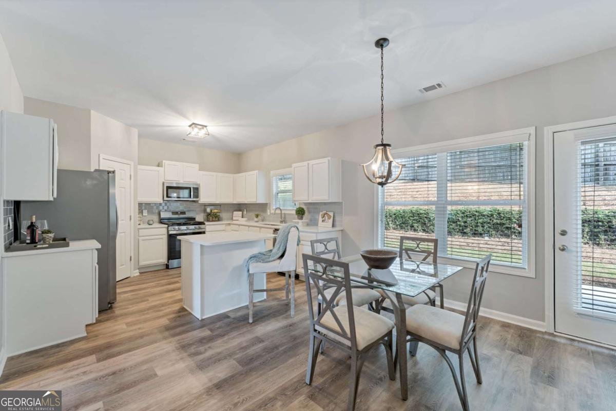1438 Autumn Wood Trail Sugar Hill - 5