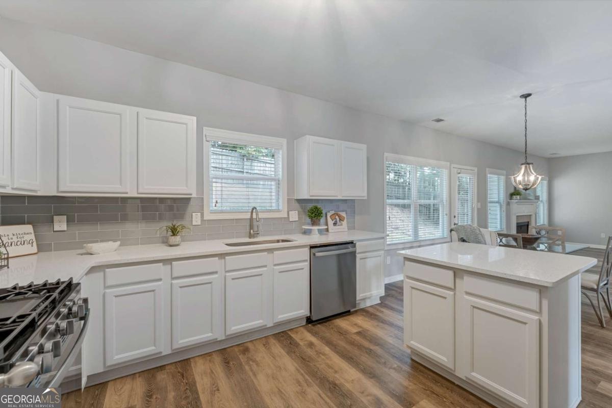 1438 Autumn Wood Trail Sugar Hill - 6
