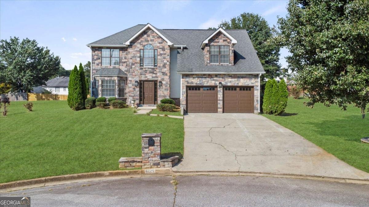 6225 Waterton Way Lithonia - 1