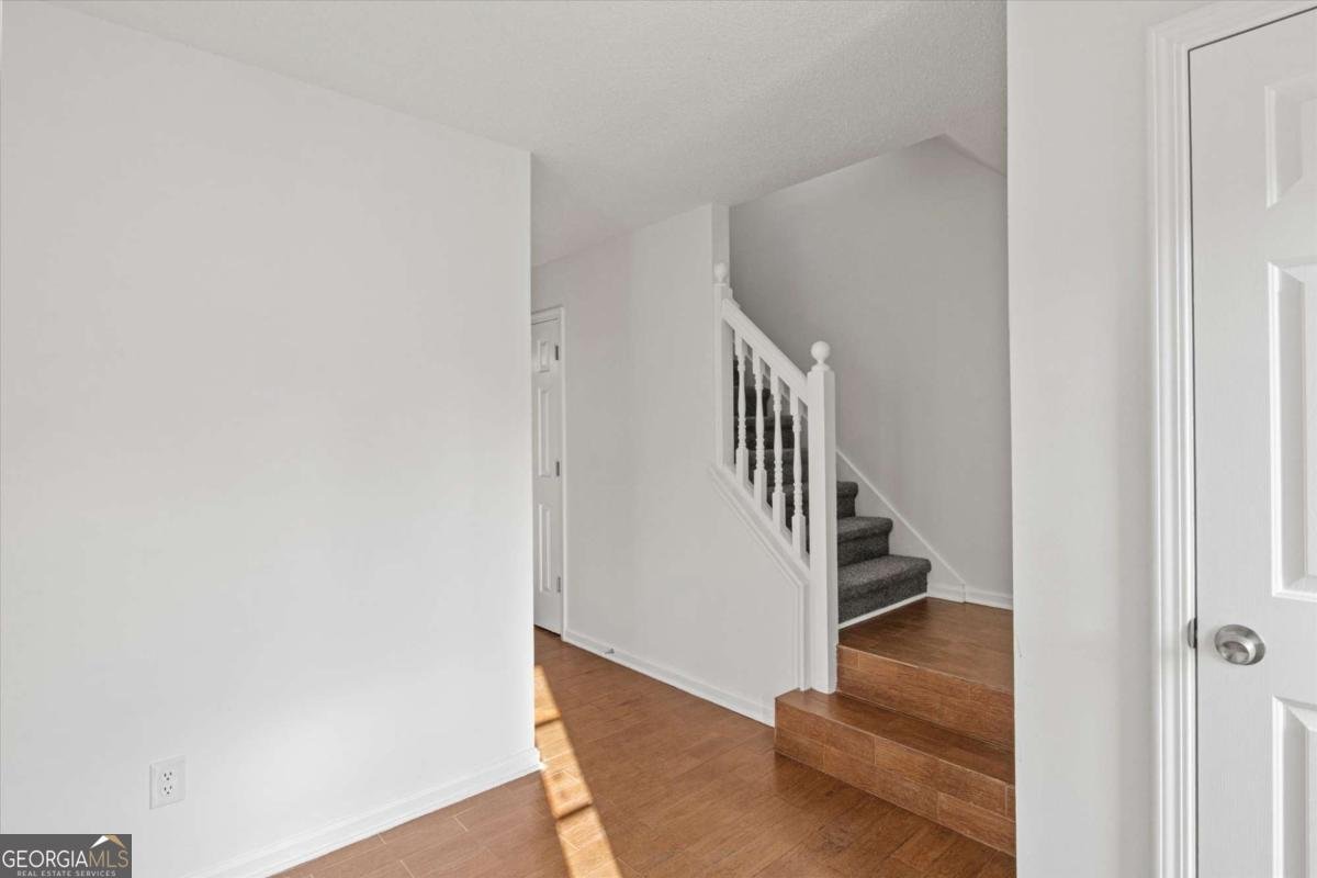 6225 Waterton Way Lithonia - 3