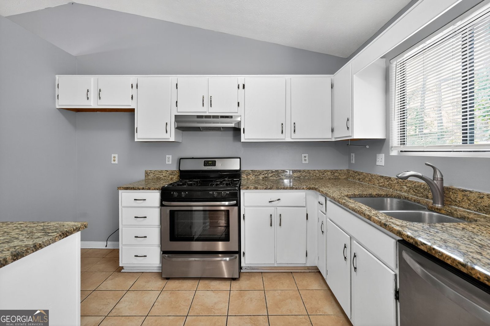 5123 Woodbridge Trail Stone Mountain - 11