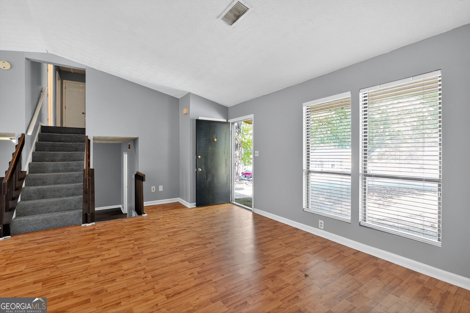 5123 Woodbridge Trail Stone Mountain - 3