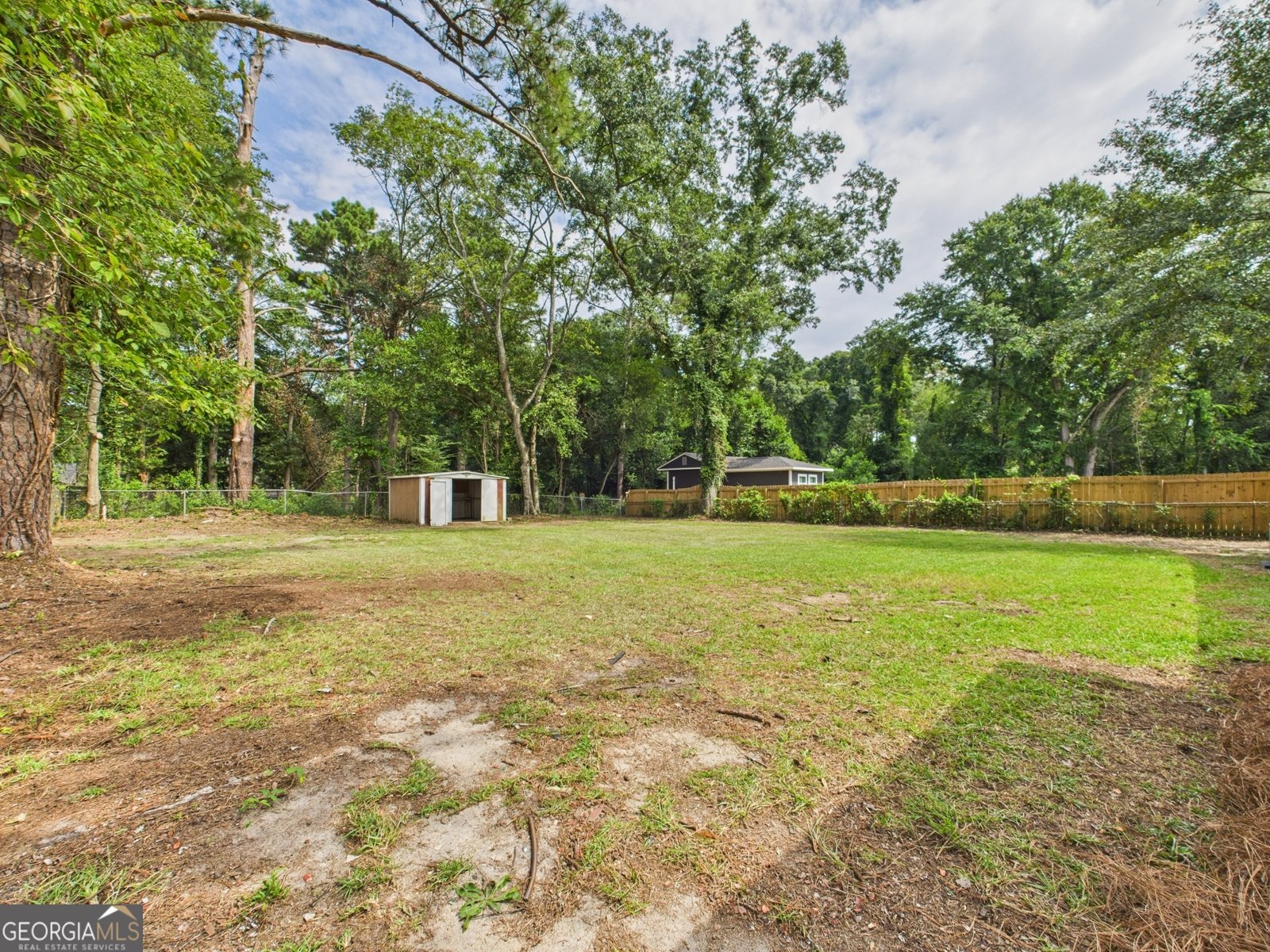 3533 Greenbriar Road Macon - 27