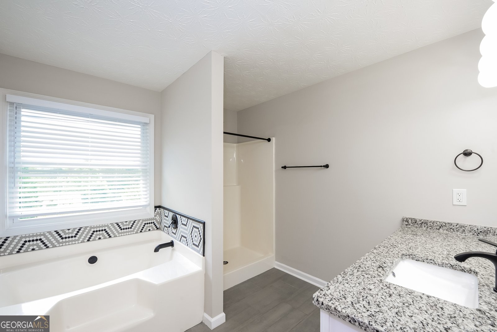 6201 Port Drive Flowery Branch - 15