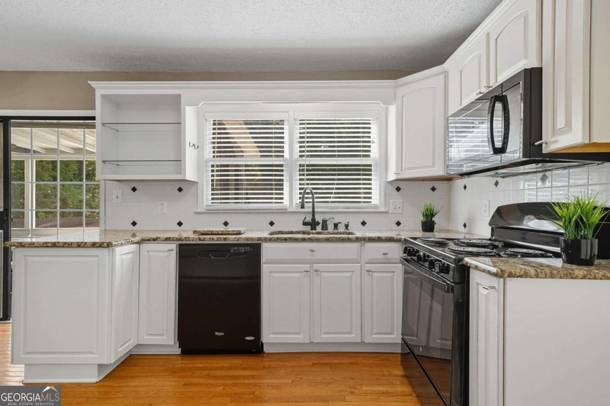 5241 Brasswood Drive Stone Mountain - 12