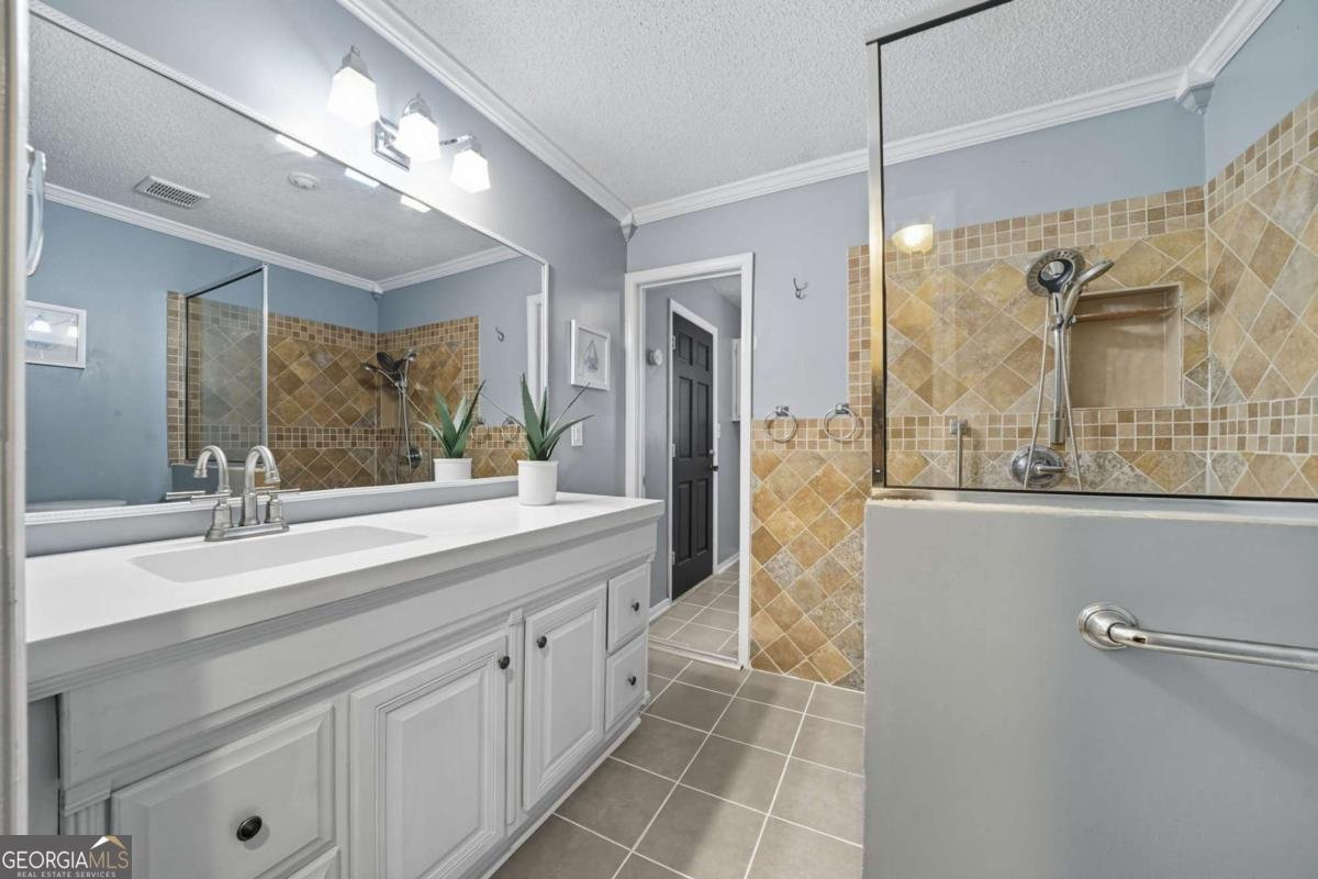 5241 Brasswood Drive Stone Mountain - 16