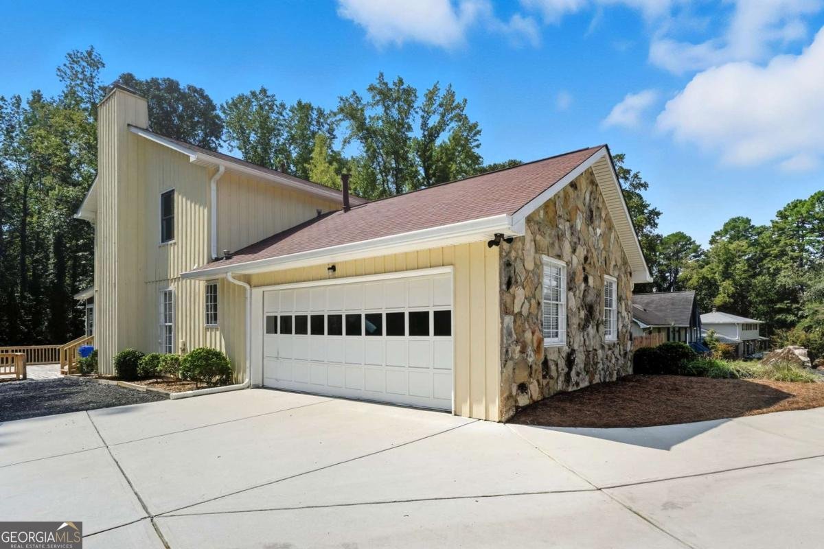 5241 Brasswood Drive Stone Mountain - 3