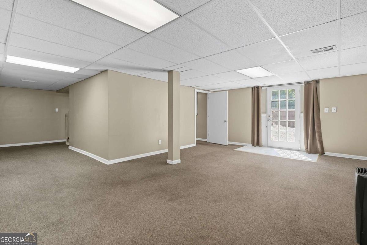 5241 Brasswood Drive Stone Mountain - 33