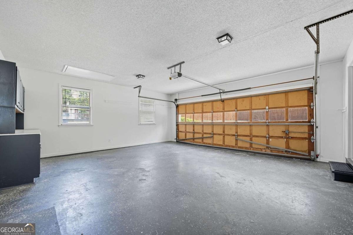 5241 Brasswood Drive Stone Mountain - 38
