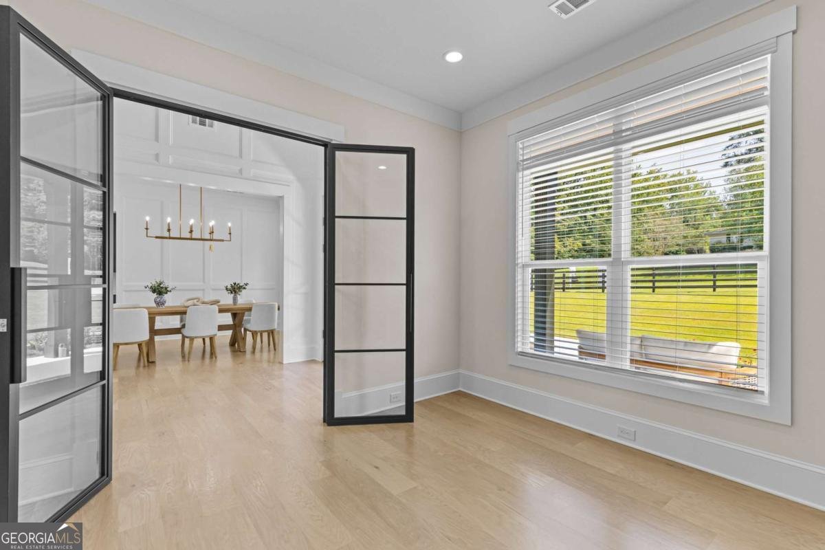 5 Olevia Street Winder - 10