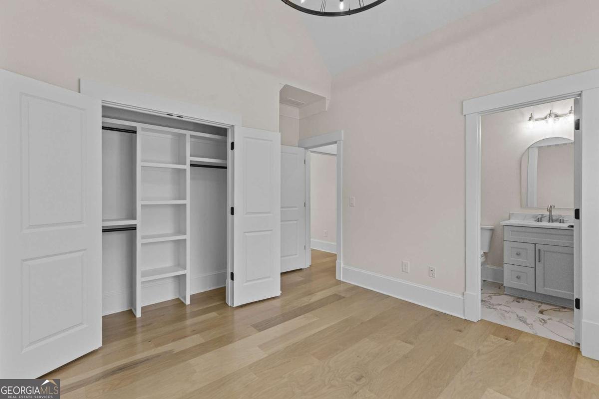 5 Olevia Street Winder - 50