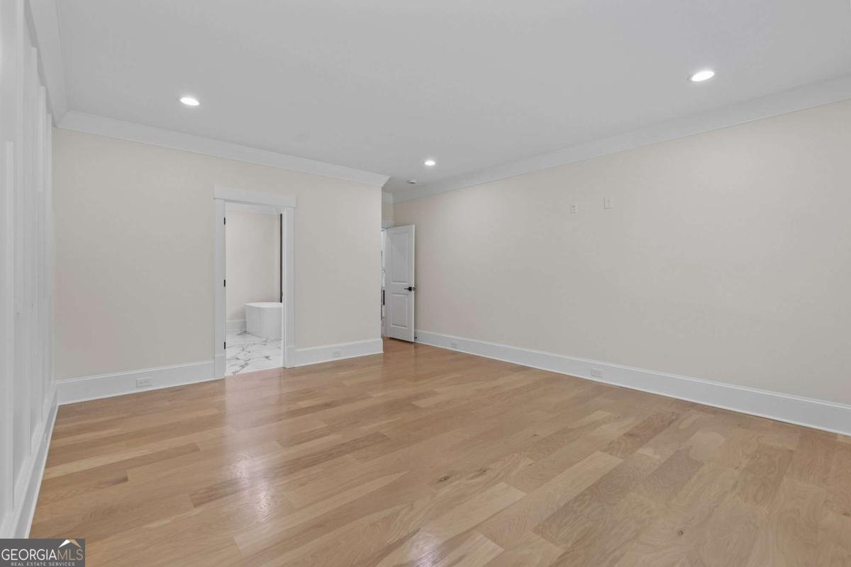 5 Olevia Street Winder - 71
