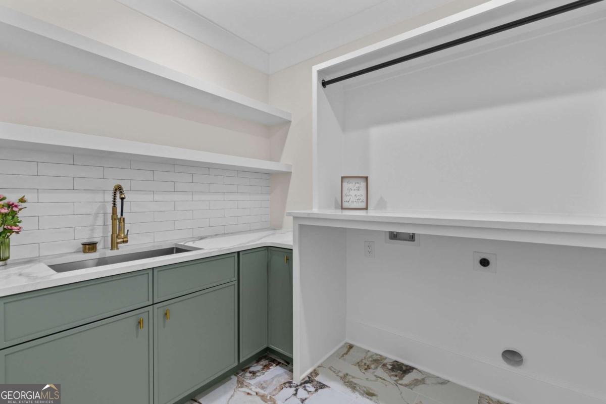 5 Olevia Street Winder - 74
