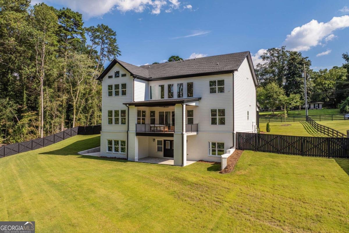 5 Olevia Street Winder - 93