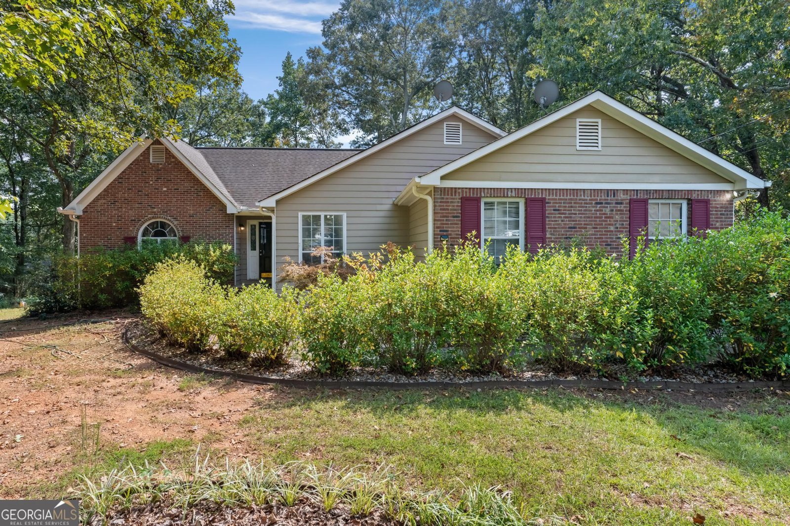 220 Daileys Plantation Drive McDonough - 1