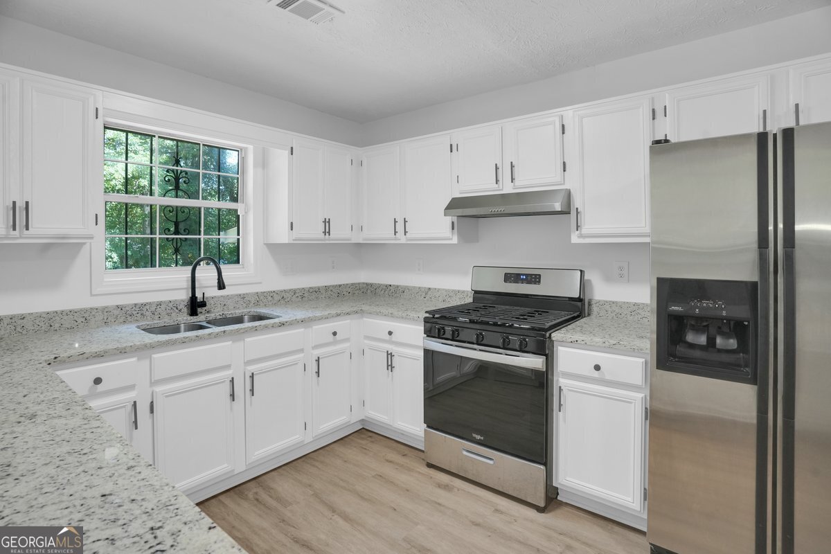 2535 Hallie Mill Road Atlanta - 3