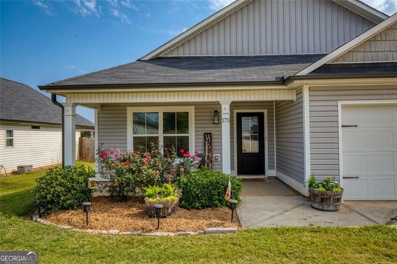 173 Crest View Drive Carnesville - 1