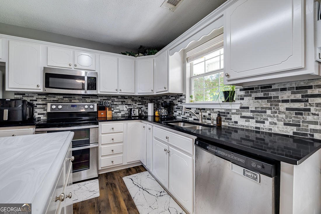 402 Madison Oaks Drive Rincon - 13