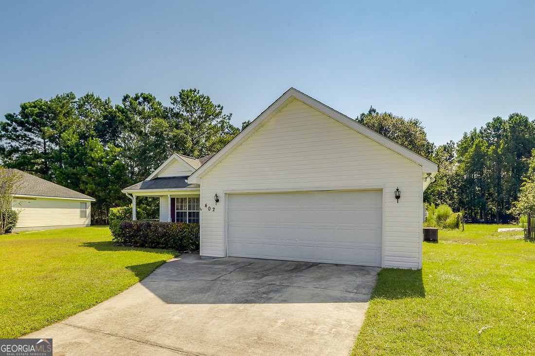 402 Madison Oaks Drive Rincon - 3