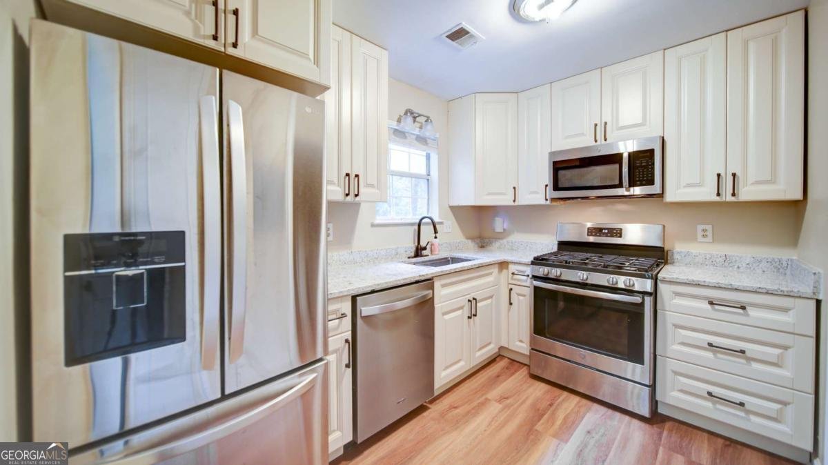 1657 Cedar Bluff Way Marietta - 12