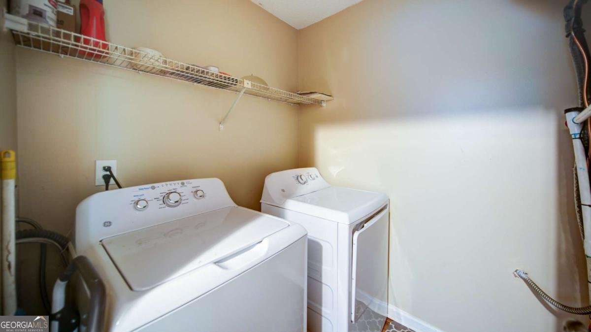 1657 Cedar Bluff Way Marietta - 9