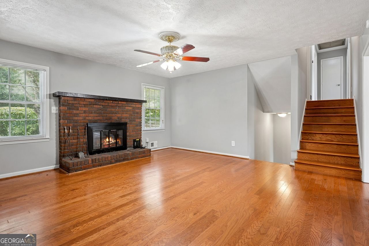 217 Sandra Drive Lilburn - 27