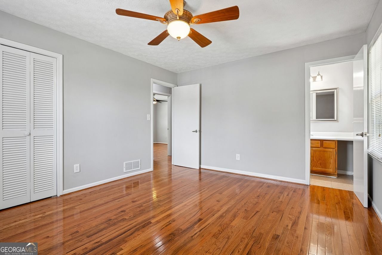 217 Sandra Drive Lilburn - 34