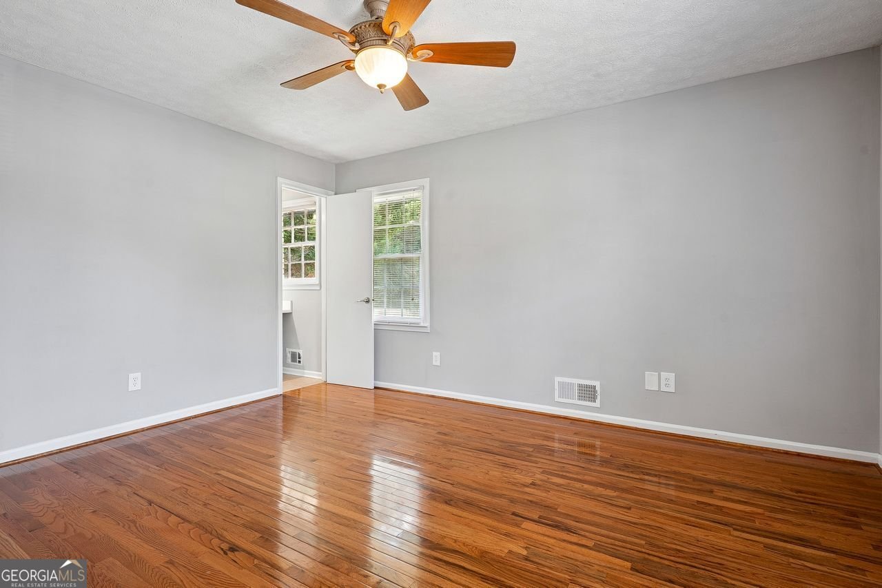 217 Sandra Drive Lilburn - 35