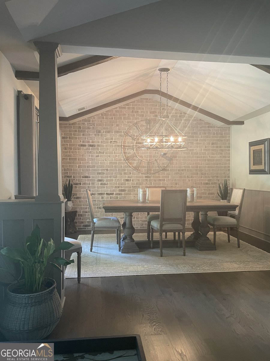 6335 Cherry Tree Lane Sandy Springs - 10