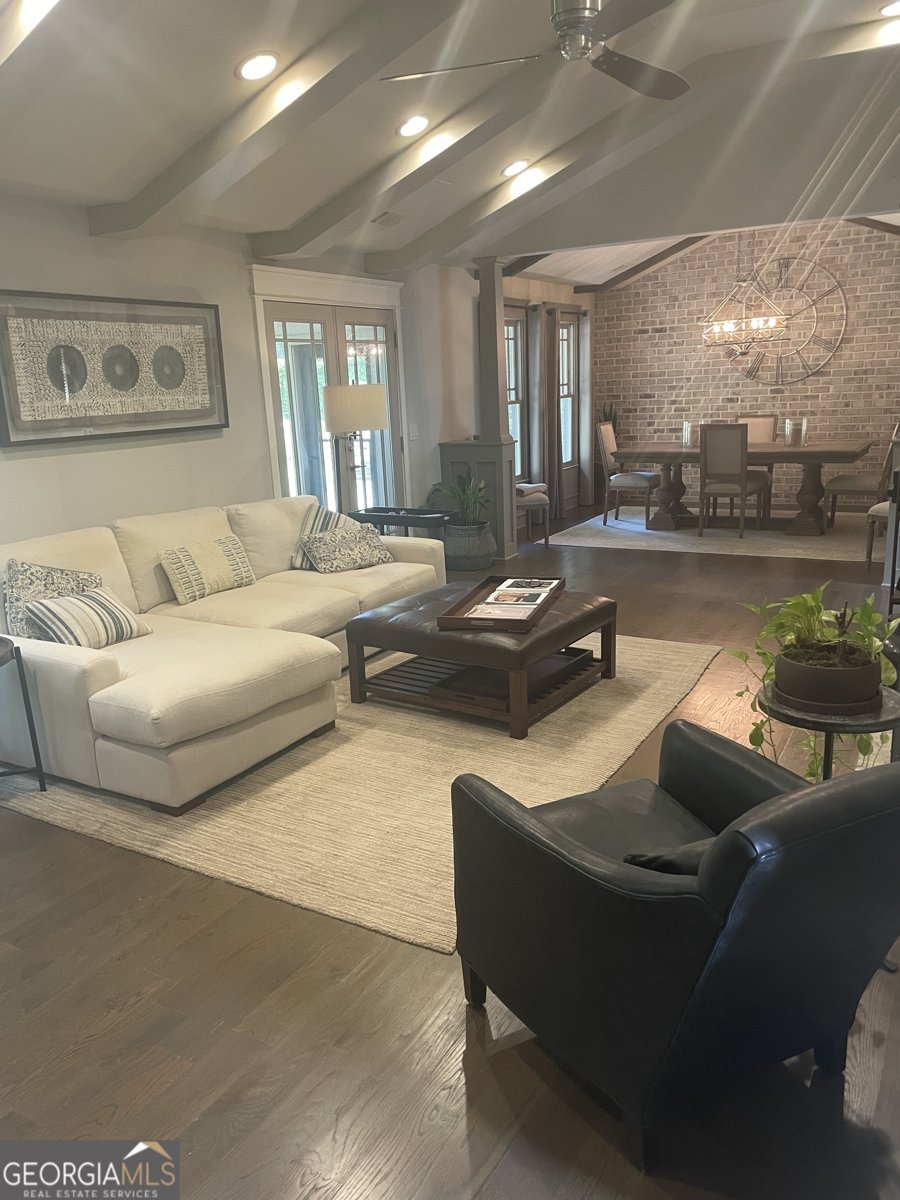 6335 Cherry Tree Lane Sandy Springs - 9