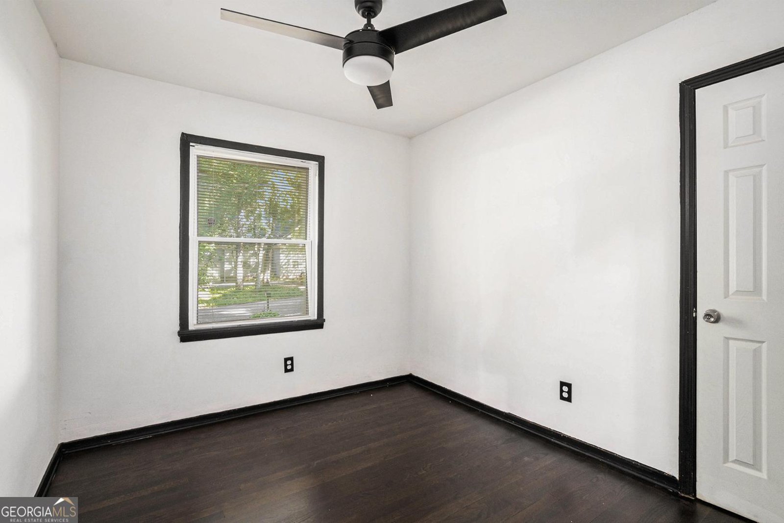 836 Bolton Road Atlanta - 25