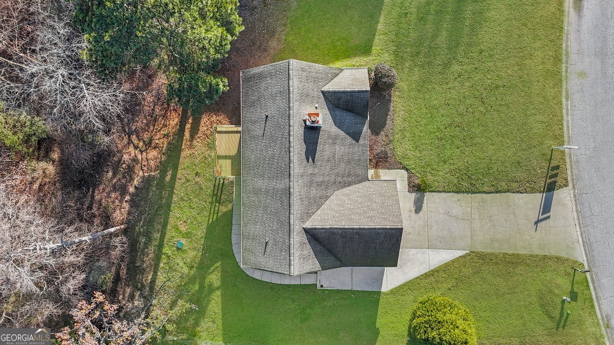 4827 Daintree Court Flowery Branch - 72