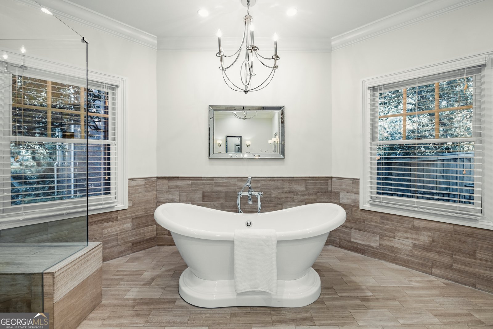 2813 Roxboro Road Atlanta - 34