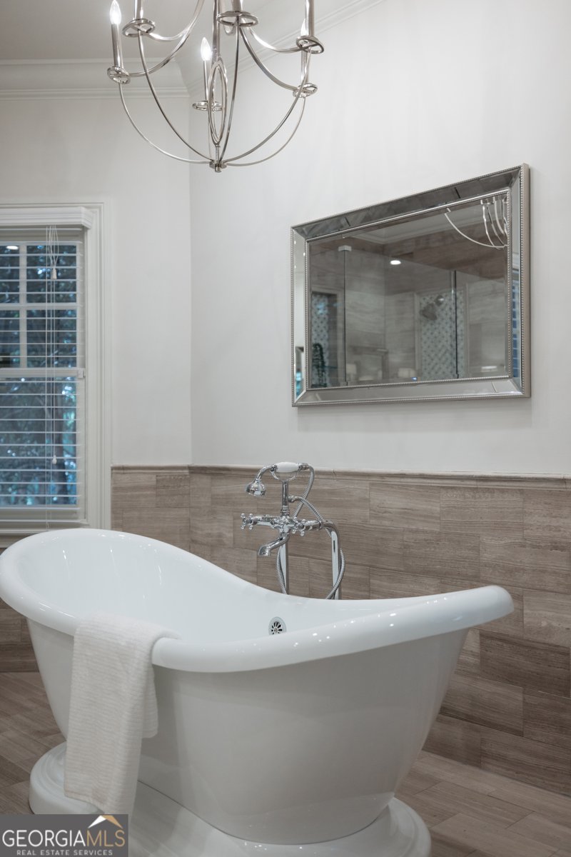 2813 Roxboro Road Atlanta - 37