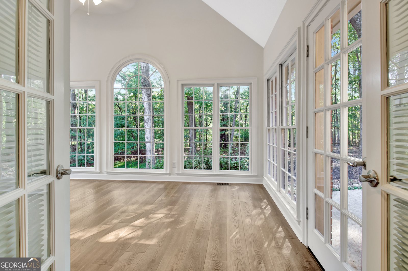 270 Emerald Lake Drive Fayetteville - 18