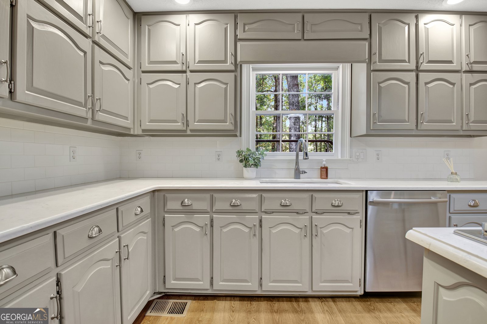 270 Emerald Lake Drive Fayetteville - 21