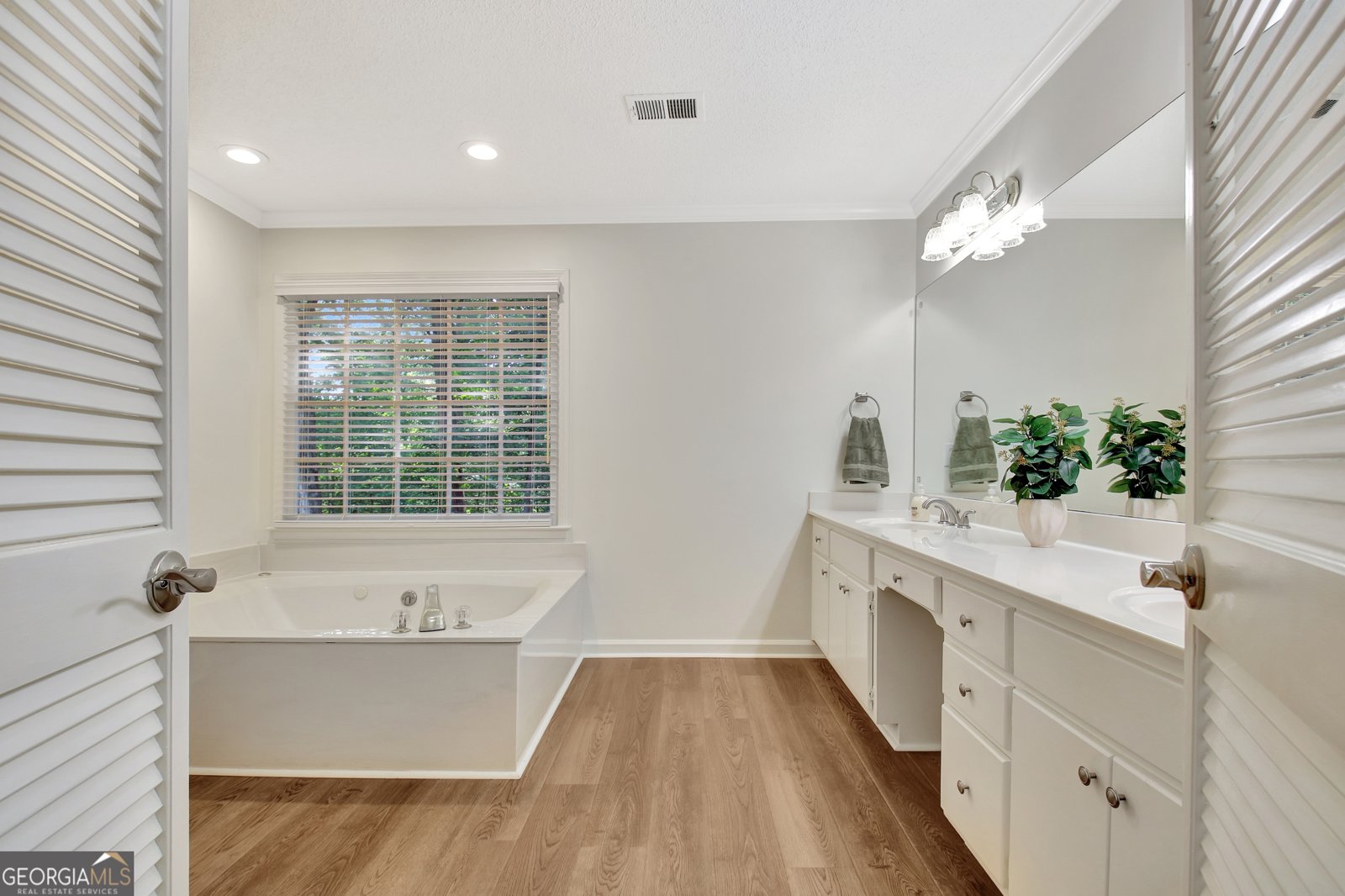 270 Emerald Lake Drive Fayetteville - 34