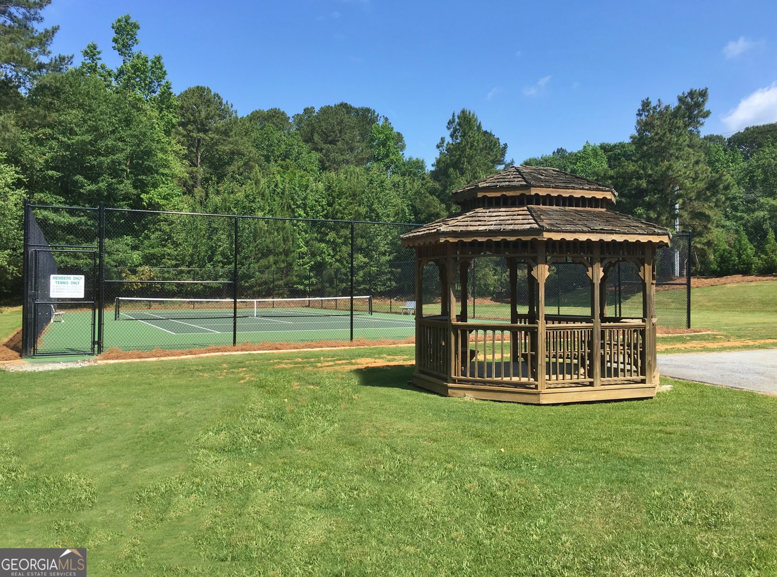 270 Emerald Lake Drive Fayetteville - 70