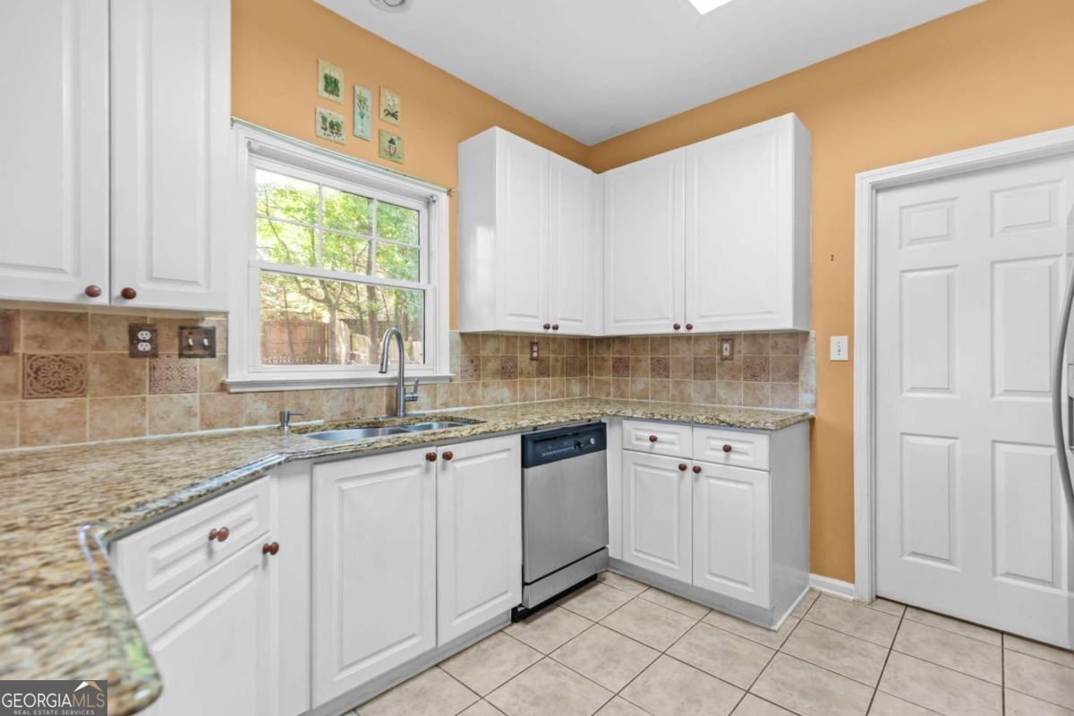 1564 Chadwick Point Court Lawrenceville - 16