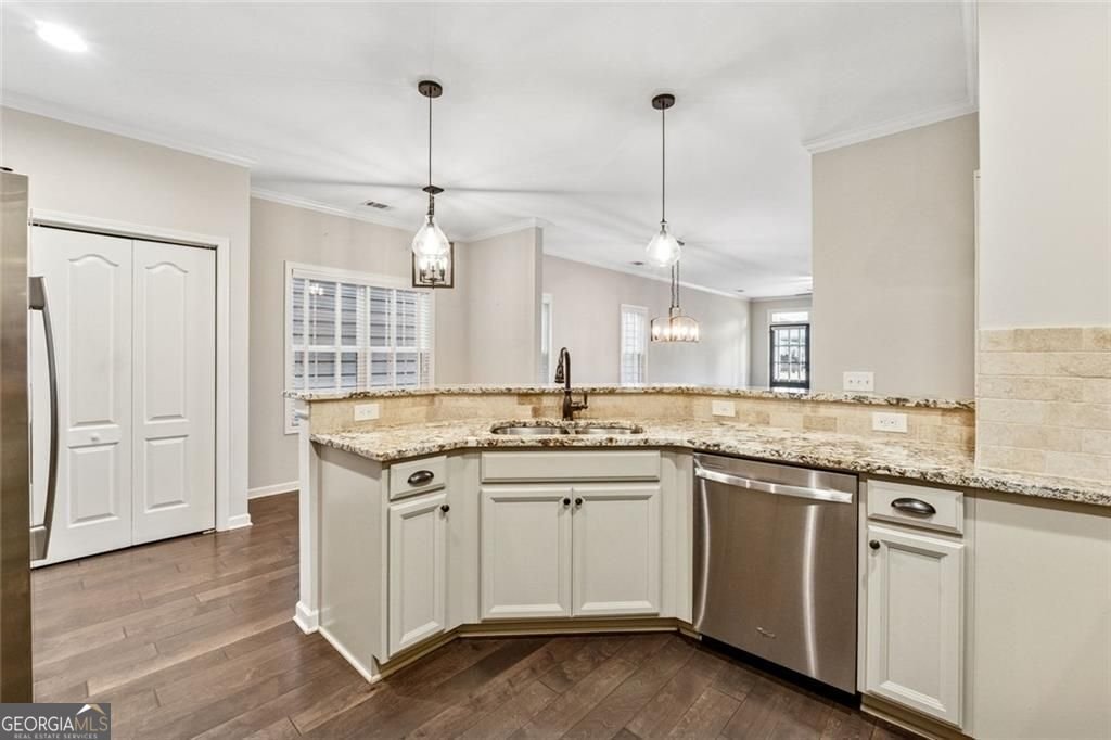 56 Park Circle Cartersville - 3